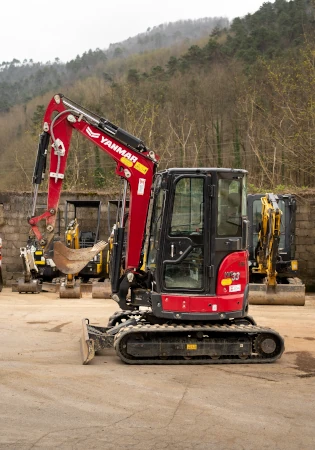 Centro Commerciale Valfreddana Noleggio Ruspe