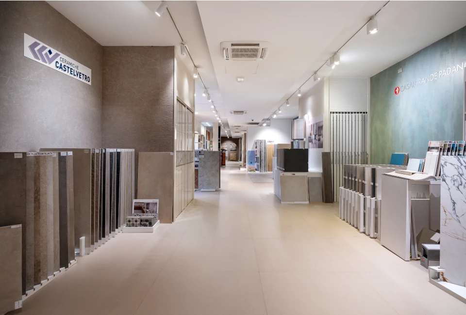 Centro-Commerciale-Valfreddana-showroom-3